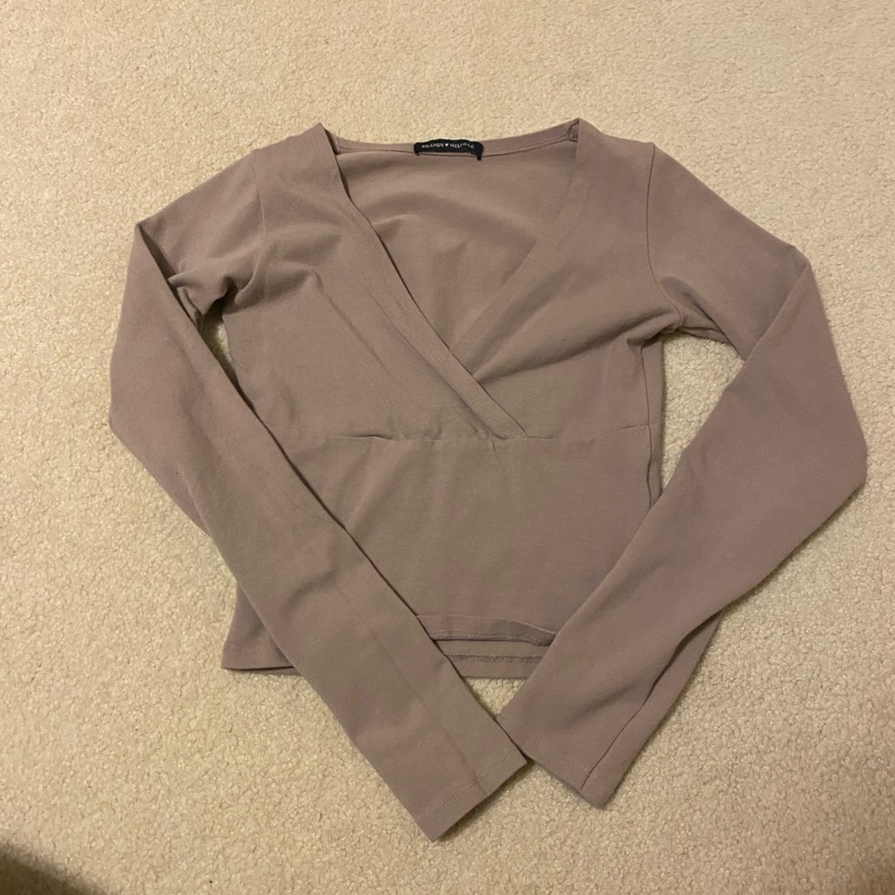Brandy Melville mauve long sleeve